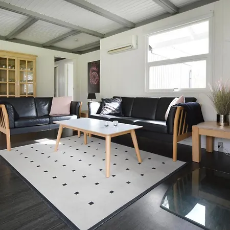 Nice Home In Hemmet With Wifi * Falen