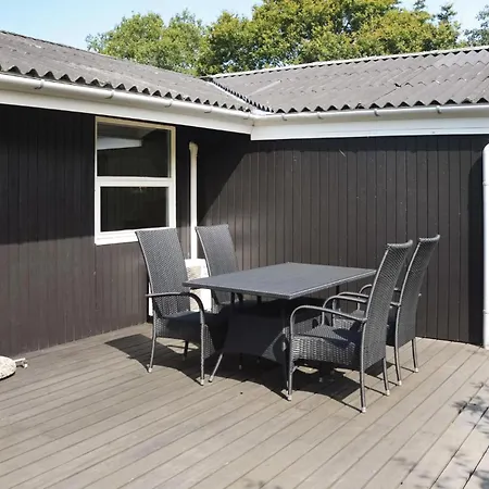 Nice Home In Hemmet With Wifi Сasa de vacaciones