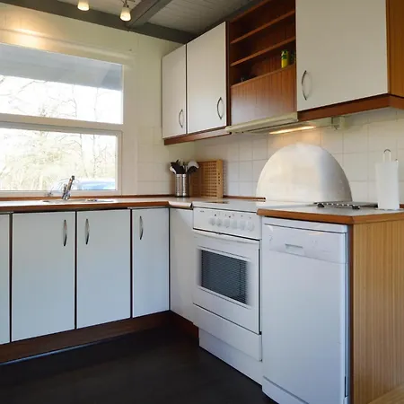 Nice Home In Hemmet With Wifi Сasa de vacaciones Falen